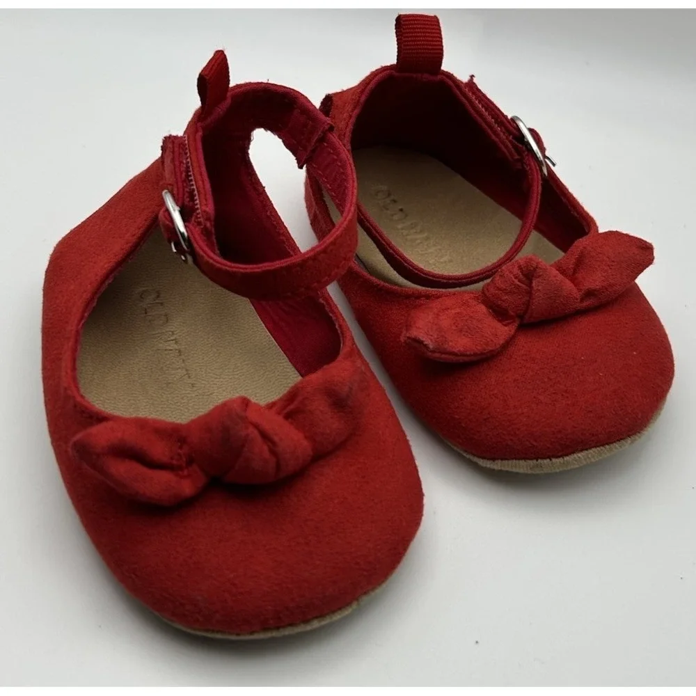 Old Navy Mary Jane Shoes‎  6-12 Months